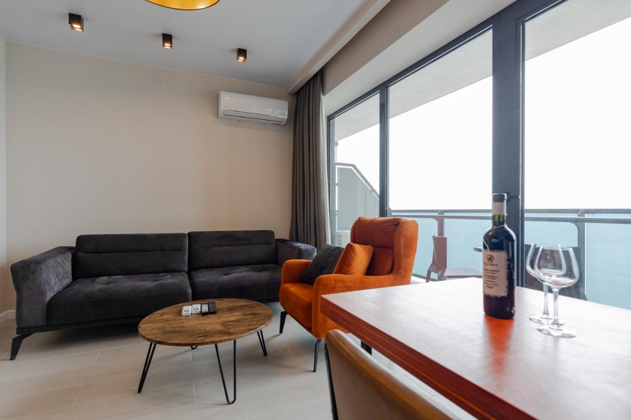 The Spot Apartments - Orbi Beach Tower Batumi Exterior foto