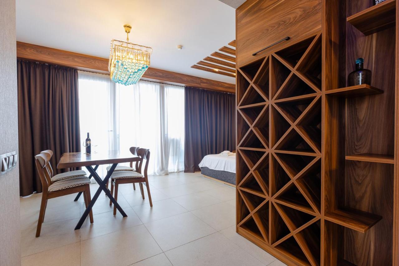 The Spot Apartments - Orbi Beach Tower Batumi Exterior foto