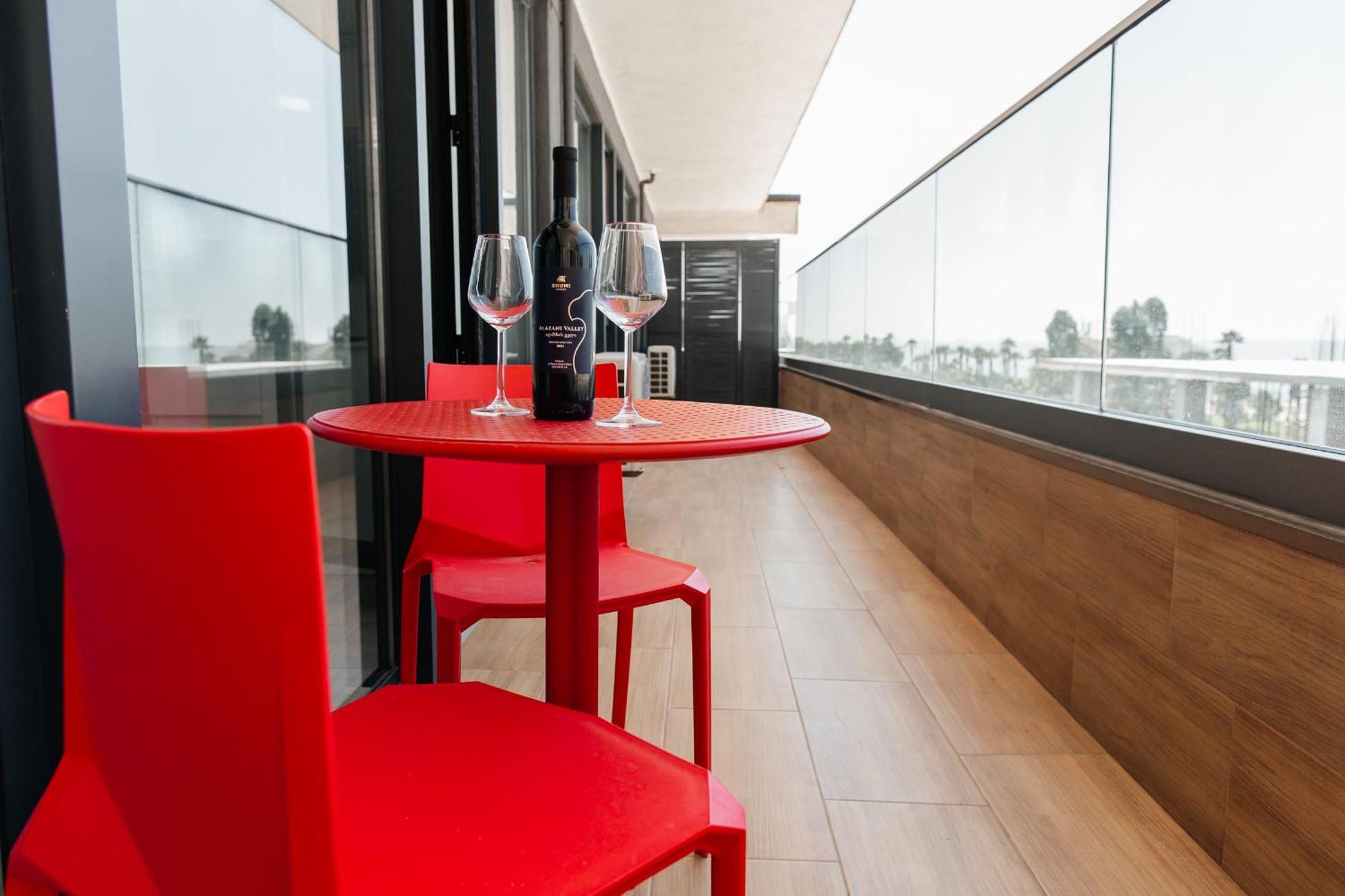 The Spot Apartments - Orbi Beach Tower Batumi Exterior foto