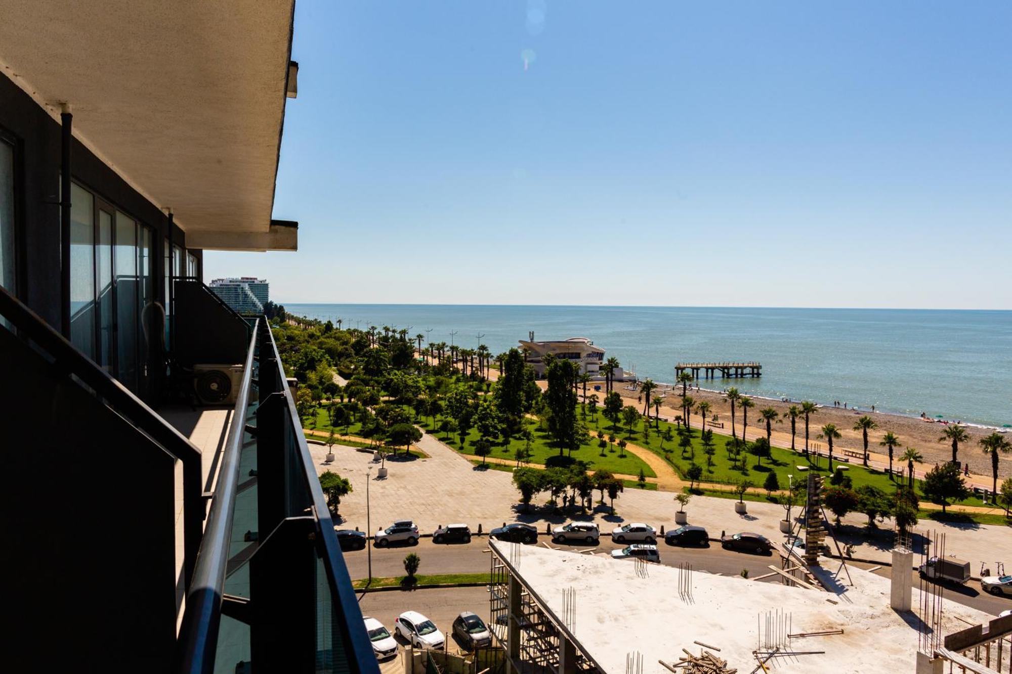 The Spot Apartments - Orbi Beach Tower Batumi Exterior foto