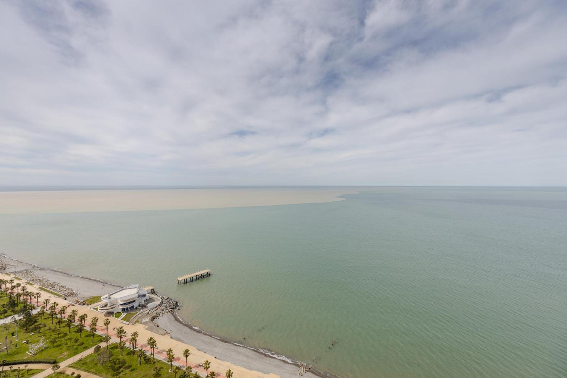 The Spot Apartments - Orbi Beach Tower Batumi Exterior foto